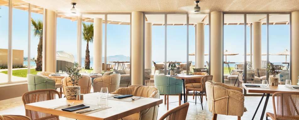 Zeen Restaurant - Domes Noruz