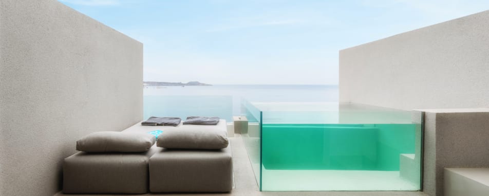 Veranda with Private Glass Pool  