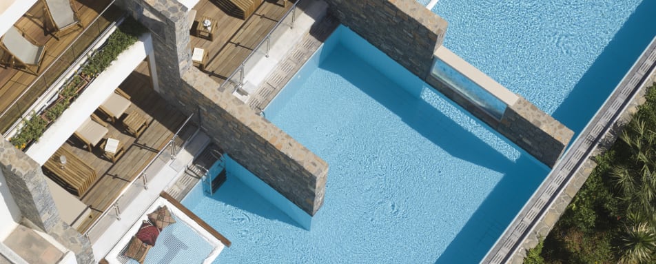 Collection Suite Pool 