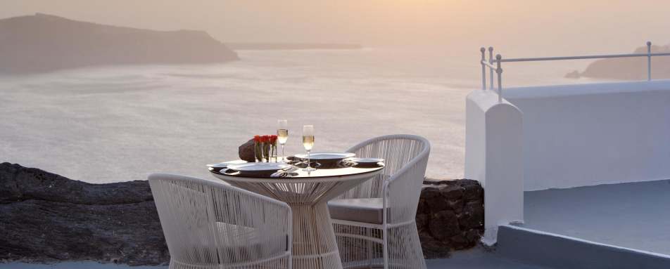Sunset dining - Grace Santorini 
