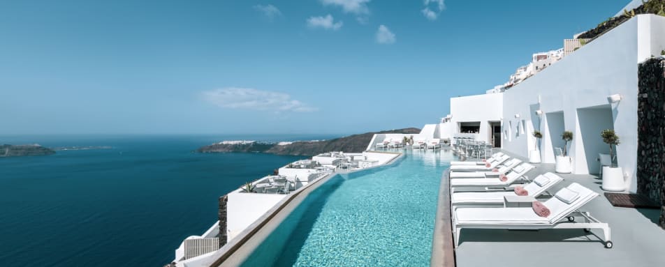 Infinity pool - Grace Santorini 