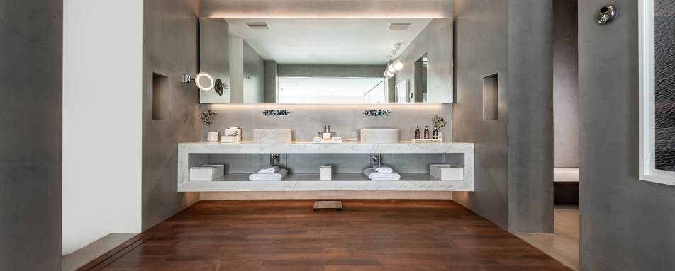 Bathroom Plunge Pool - Grace Santorini 