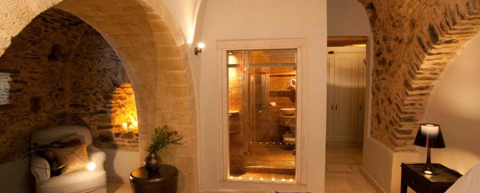 Bedroom - Kinsterna Hotel & Spa