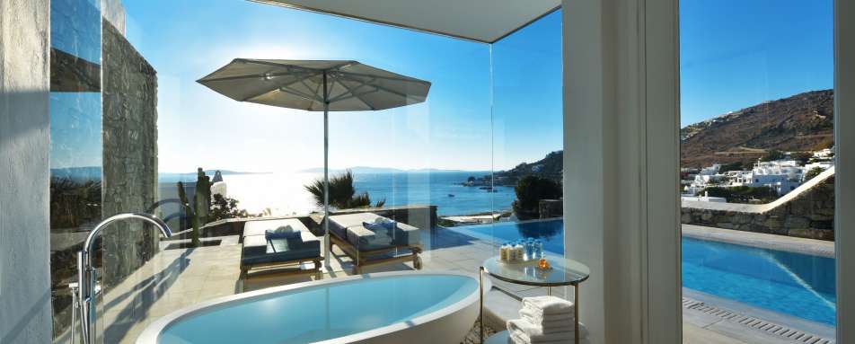 Grand Suite Master Bathroom 