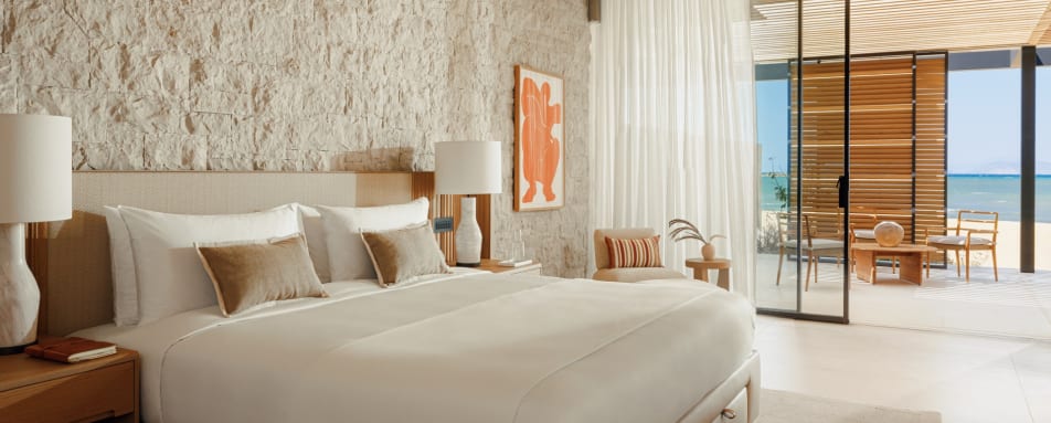 Seafront Primary bedroom 