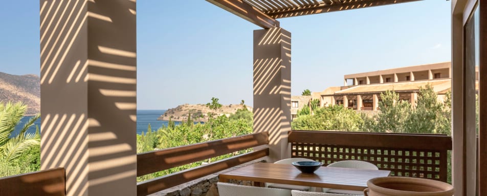 Deluxe Bungalow Seaview Balcony 