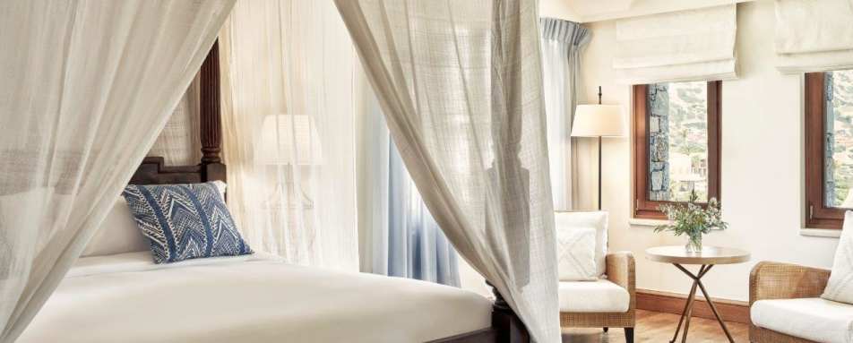 Royal Blue Villa Bedroom 