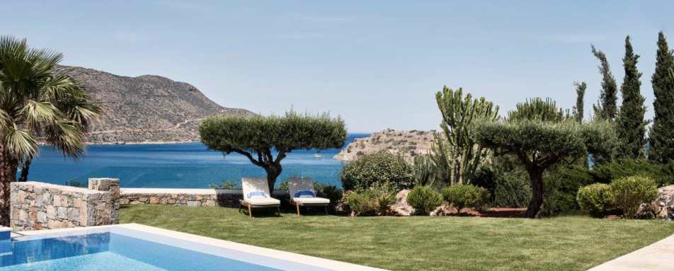 Royal Blue Villa Swimming Pool 