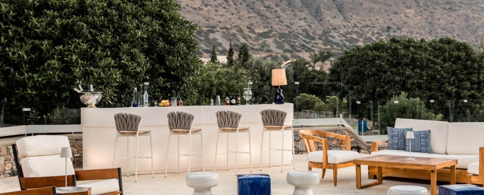 Vostsalo Bar overview 