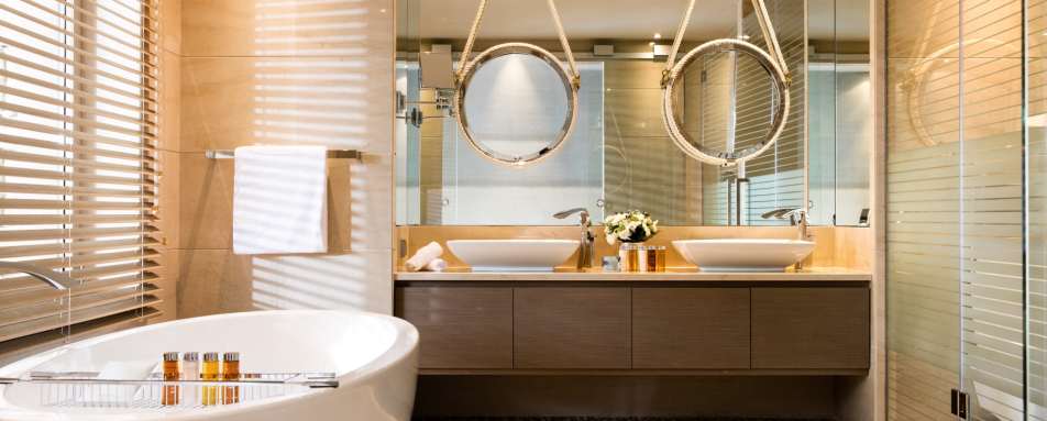 Bathroom - Sani Asterias