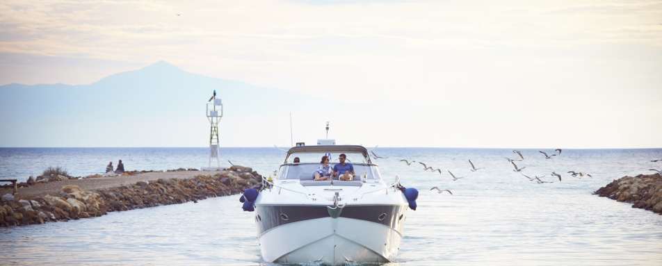 Boat Hire - Sani Dunes