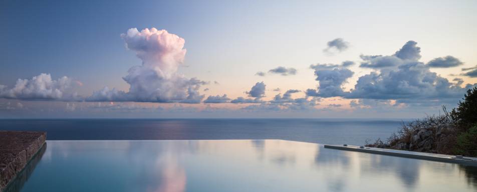 Infinity pool - Tainaron Blue