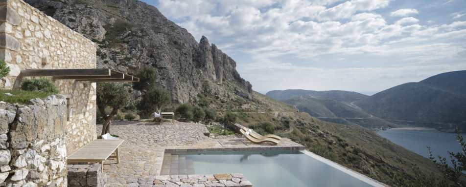 Pool - Tainaron Blue