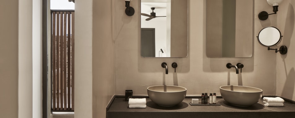 Majestic Suite Bathroom 