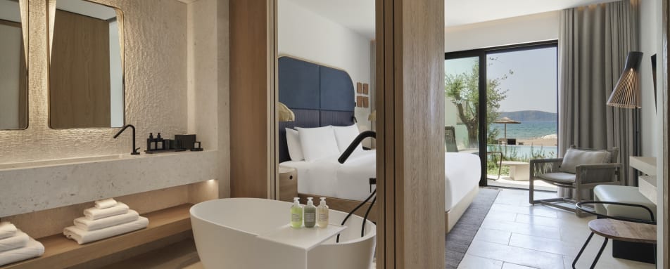 Agora Beachfront Suites 