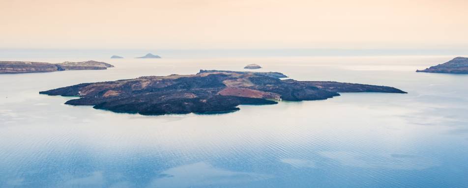 Santorini caldera - Classic Greek Islands