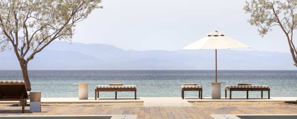 Beach club - Mainland Greece in Ultimate Luxury