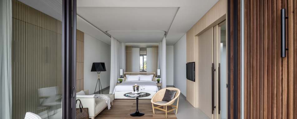 Silversands room looking in