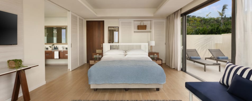 2 BDRM Beachfront Pool Villa 