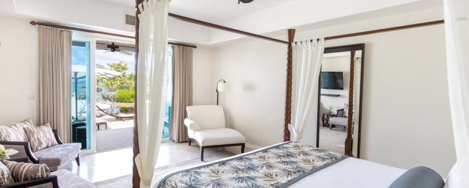 Royal Cinnamon and Saffron Beach Suites 