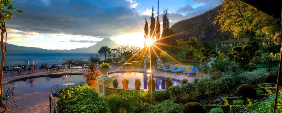 Gardens and views - Hotel Atitlan