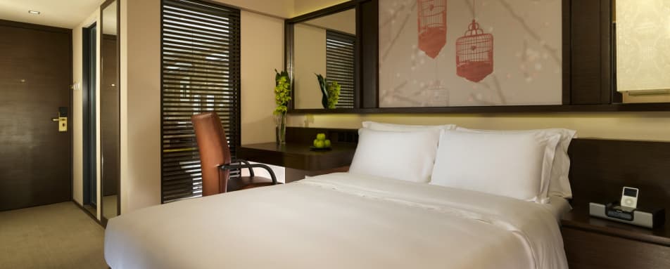 Deluxe Room - Eaton Hotel