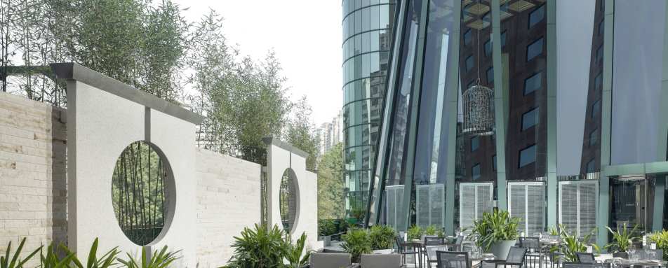 T Garden - Eaton Hotel