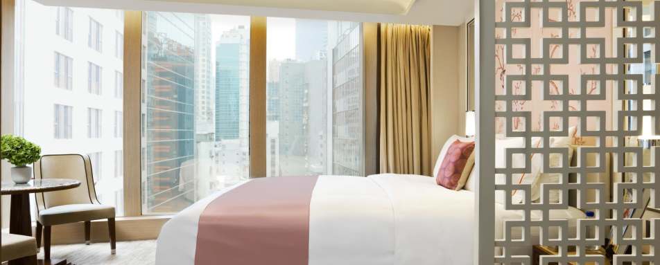 Deluxe Room - The Pottinger 