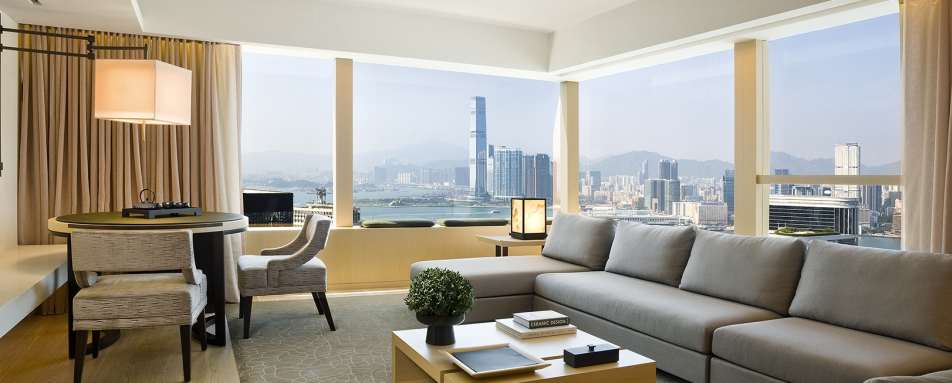 Upper Suite Living Room 