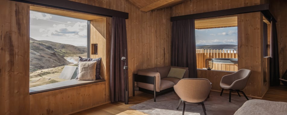 Highland Base Suite Interior 