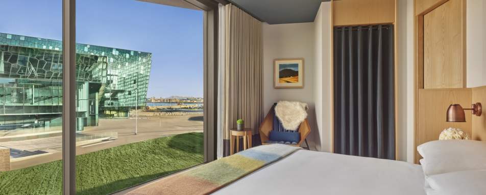 OceanViewCornerSuite 