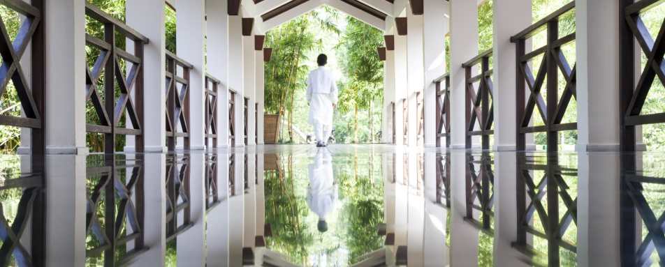 Around Ananda - Ananda In The Himalayas