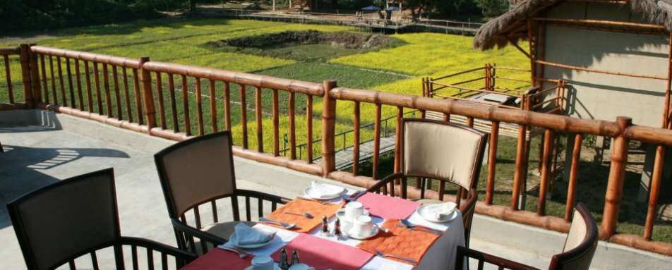 Diphlu River Lodge breakfast 