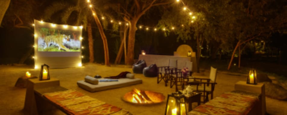 Cinema Experience - Jehan Numa Retreat  