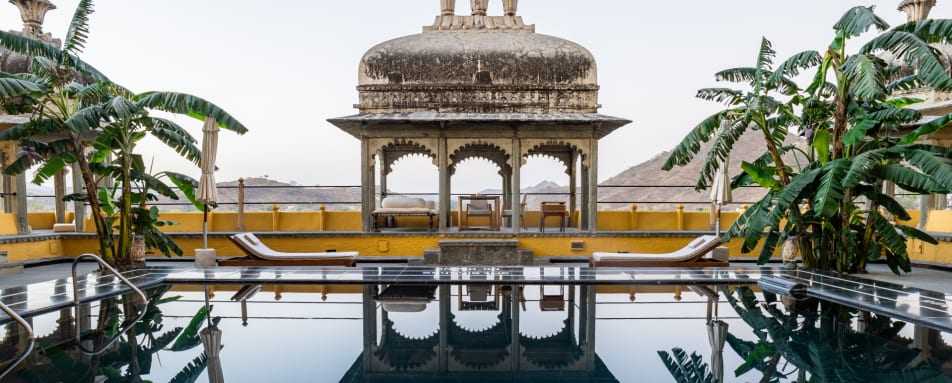 Pool and Private Deck - RAAS Devi Garh 