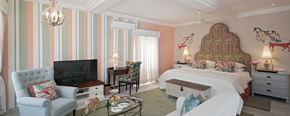 Pink Room - Rohet House 