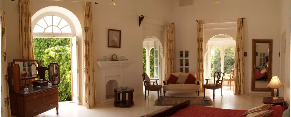 Sitting Area and Bedroom - Shahpura Bagh