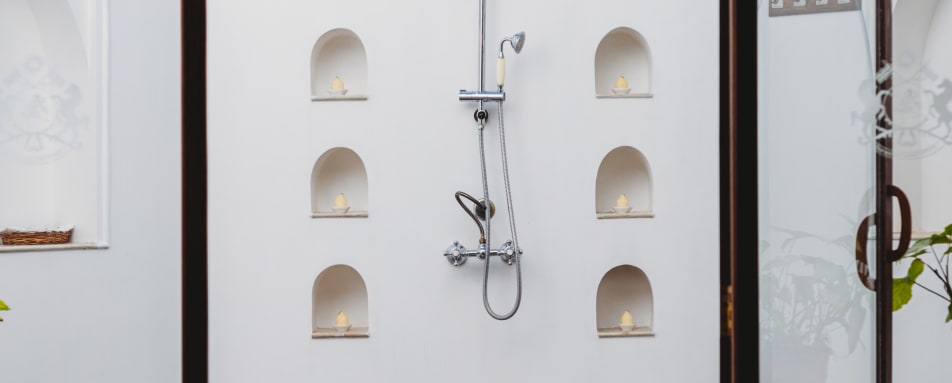 Outdoor Shower - Shahpura Bagh 