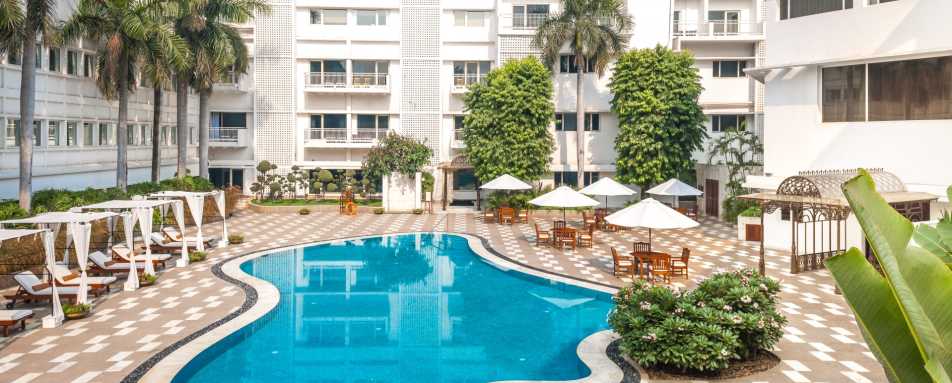 Pool - The Claridges