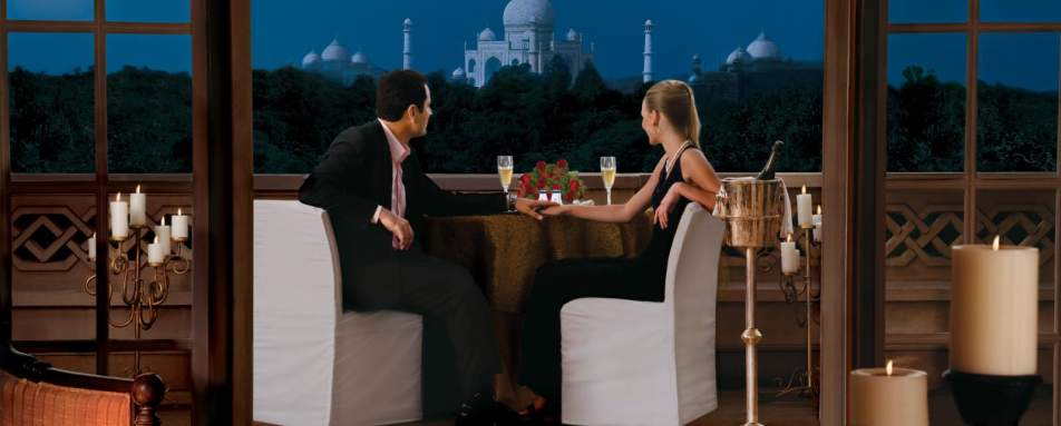 Private dining room & view of Taj Mahal  - The Oberoi Amarvilas