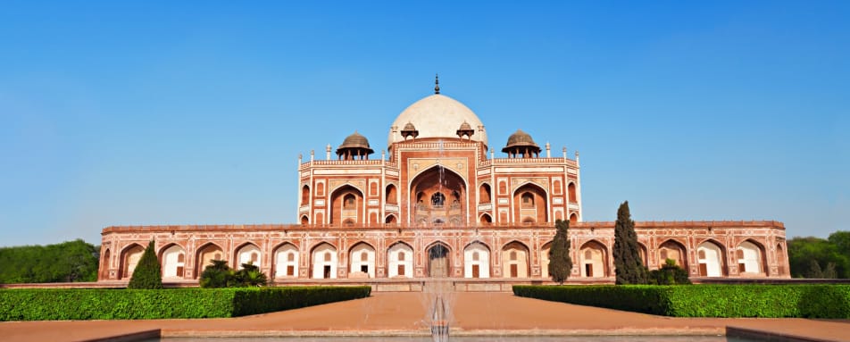 Sightseeing Around Dehli - The Oberoi New Delhi