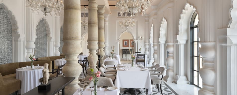 Fine Dining - Oberoi Rajgarh 