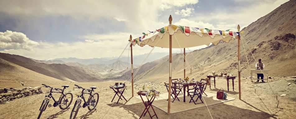Picnic - Diskit, Nubra Valley
