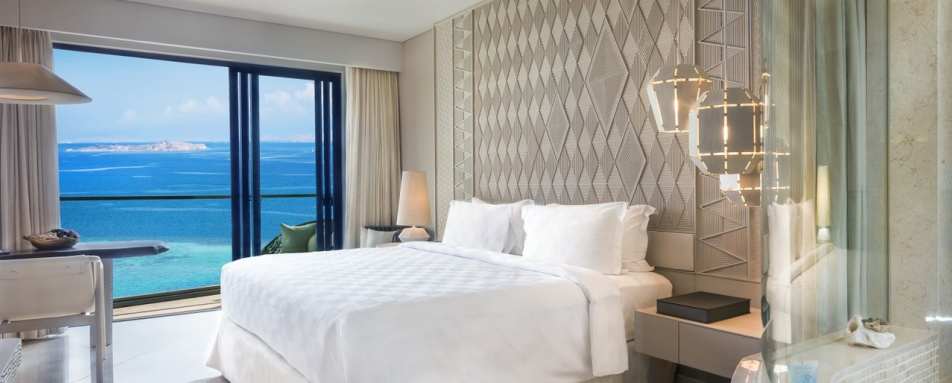 Deluxe Full Ocean View Room  
