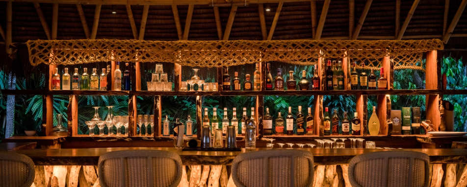 Cocktail Hour - Bawah Island