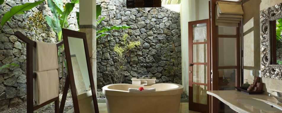 Deluxe Royal Suite Bathroom - Plataran Borobudur Resort & Spa