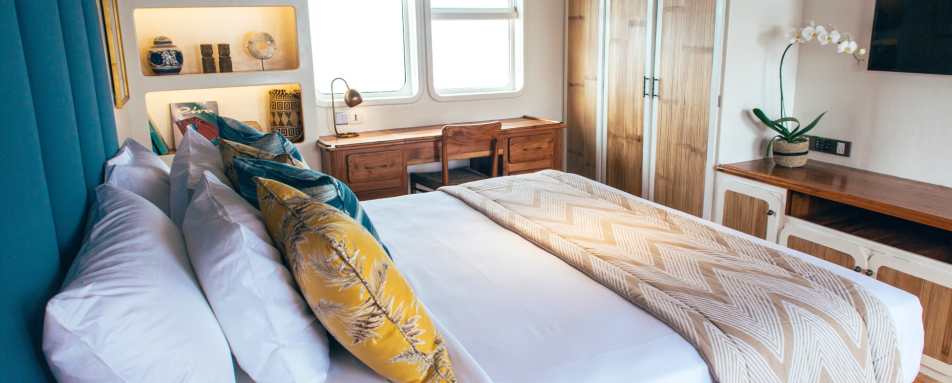 Bedroom - Rascal Luxury Yacht 