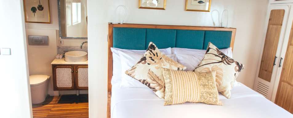 Bedroom - Rascal Luxury Yacht 