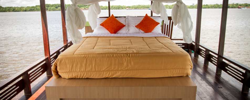 Day Bed - Super Deluxe Klotok