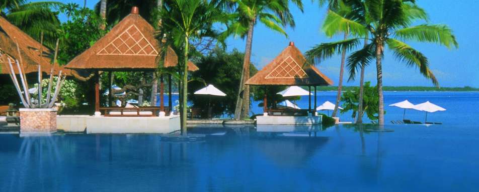 Main pool during the day 